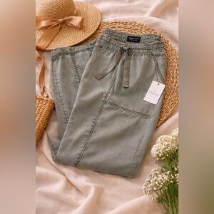 Jones New York Lyocell Pants Size 8 Soft Pull-On Travel Lounge Pants New